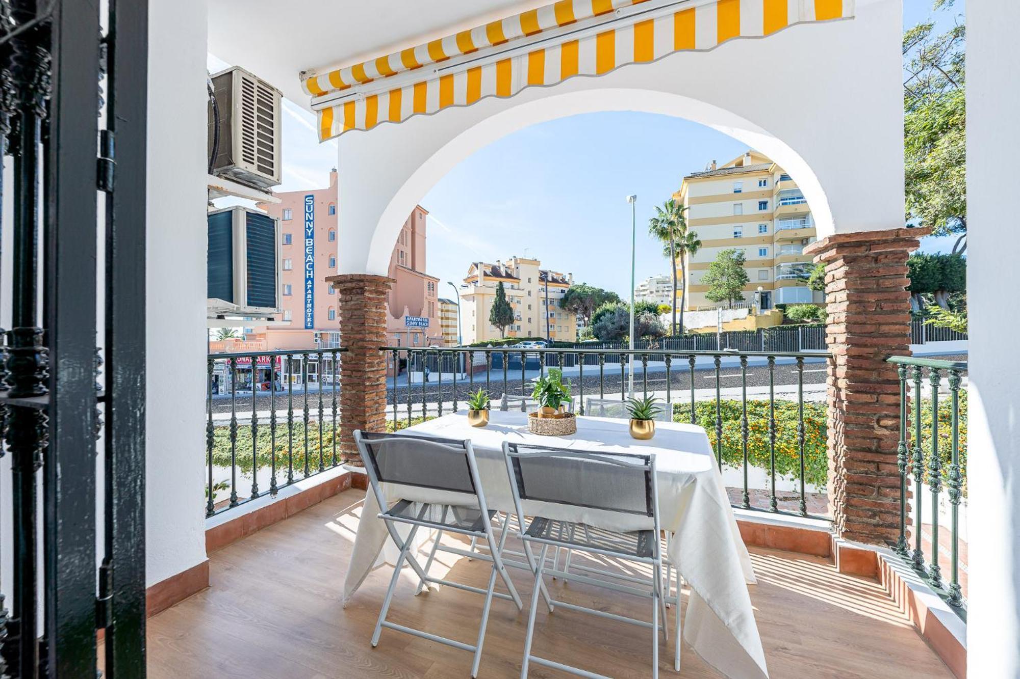 797 Holiday Rentals - Apartamento En Pueblo Quinta A 1 Min De La Playa Бенальмадена Екстер'єр фото