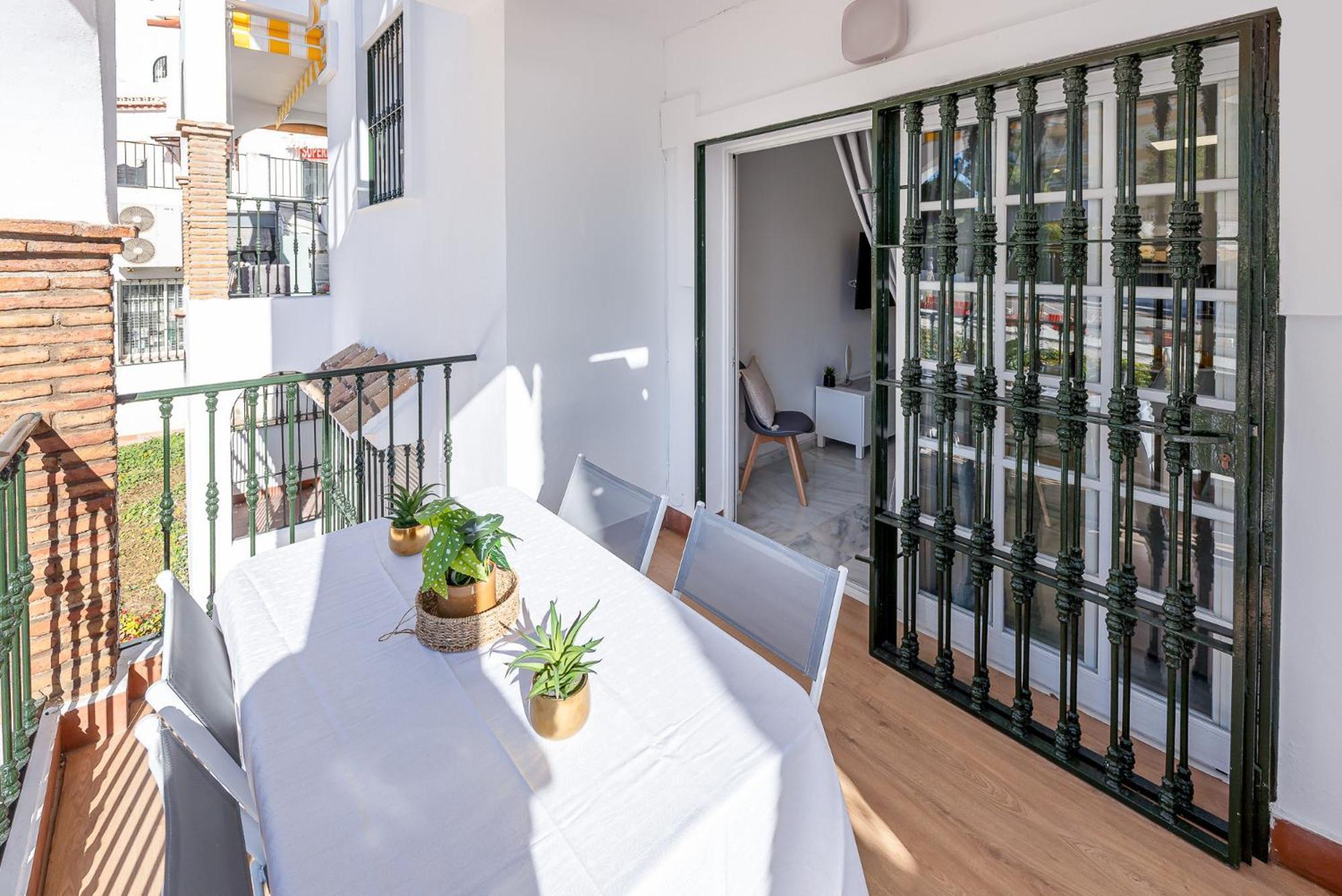 797 Holiday Rentals - Apartamento En Pueblo Quinta A 1 Min De La Playa Бенальмадена Екстер'єр фото