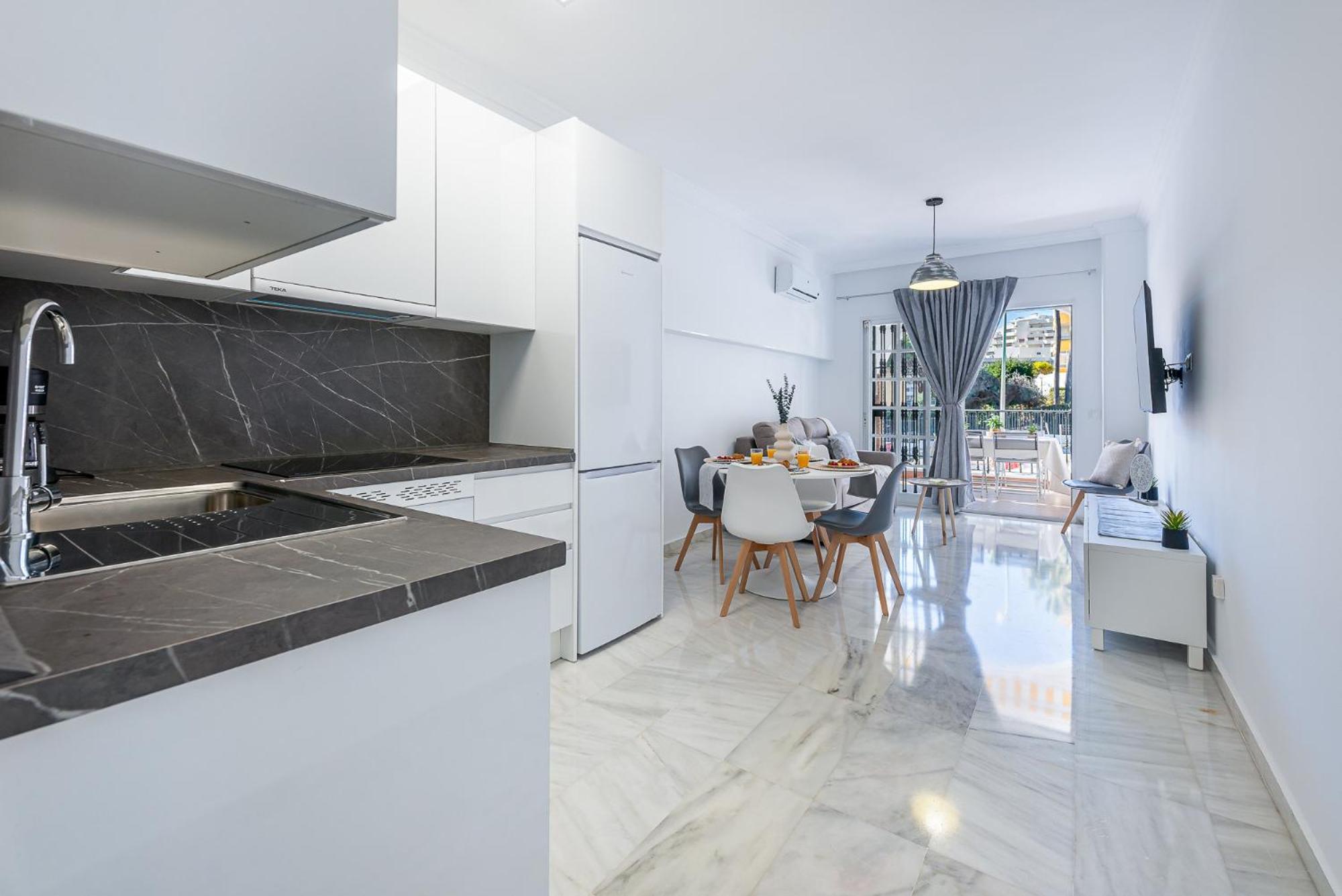 797 Holiday Rentals - Apartamento En Pueblo Quinta A 1 Min De La Playa Бенальмадена Екстер'єр фото